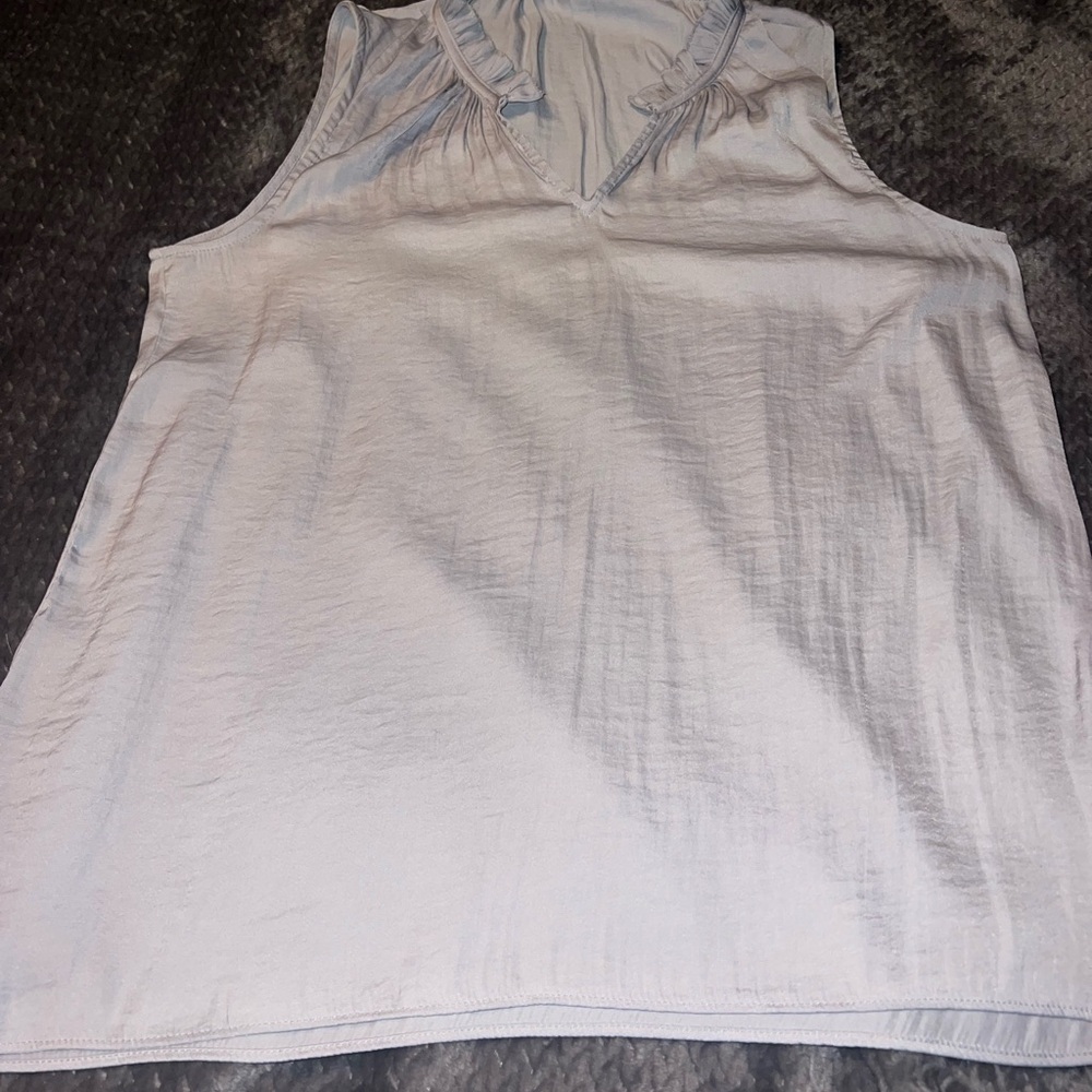 Simply Vera Vera Wang Light Gray Tank Top ruffle neck